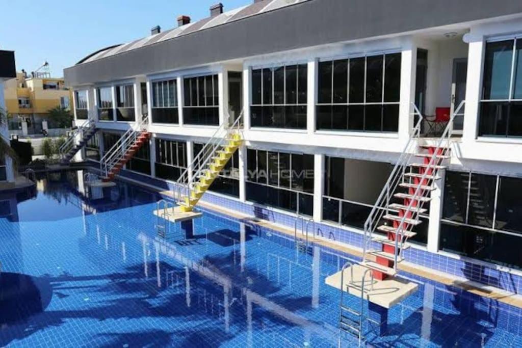 Apartment Essiz Konsept Daireden Havuza Ozel Girisli