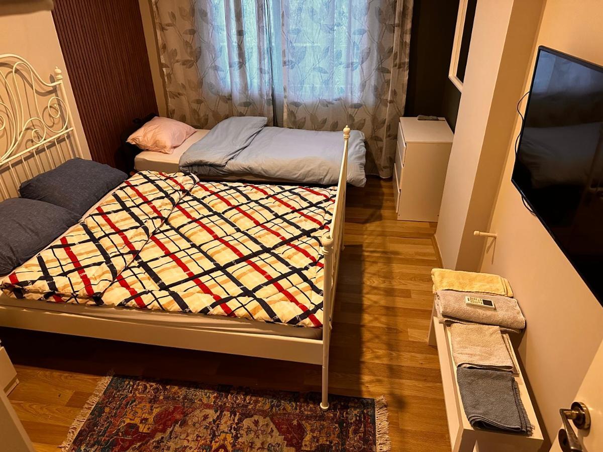 Essiz Konsept Daireden Havuza Ozel Girisli Apartment *