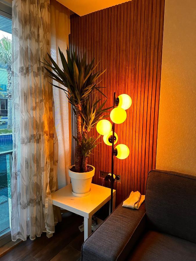 Apartment Essiz Konsept Daireden Havuza Ozel Girisli Antalya