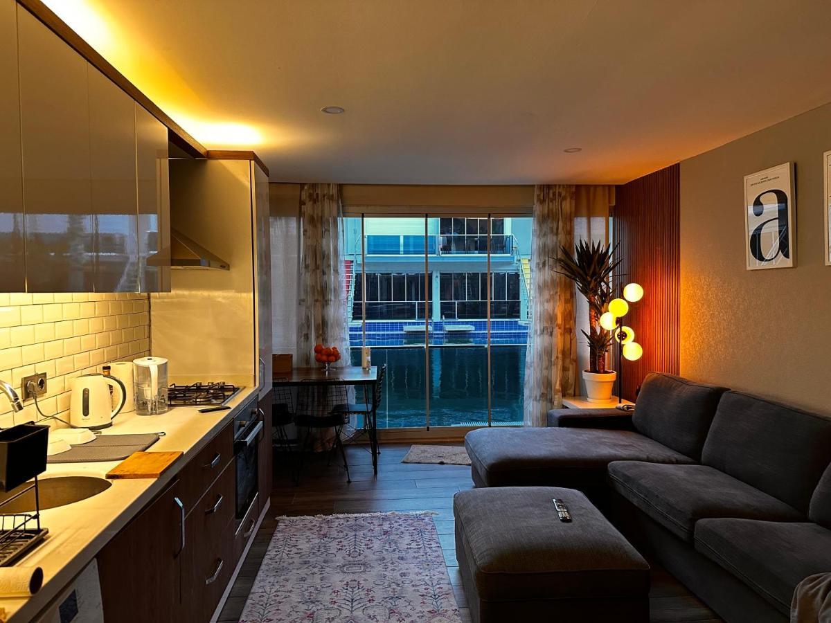 Apartment Essiz Konsept Daireden Havuza Ozel Girisli